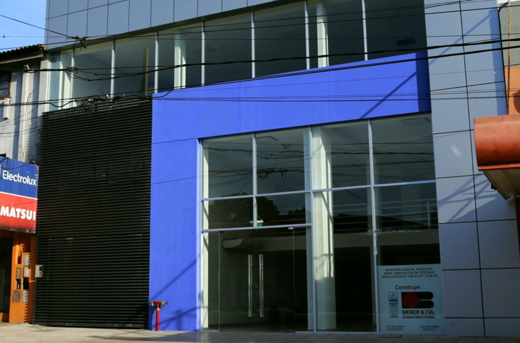 Corporate Building - Show Room Eusebio Ayala