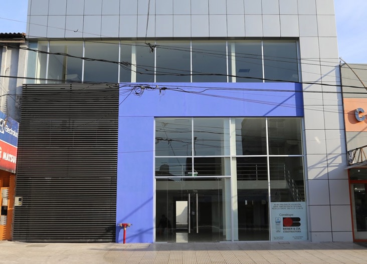 imagen de Corporate Building - Show Room Eusebio Ayala - Bieber Constructora